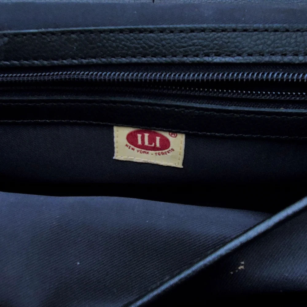 ILA Black Leather Briefcase Laptop Bag Like New Professional Office Accessory